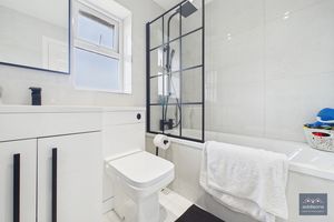 Photo 16- click for photo gallery